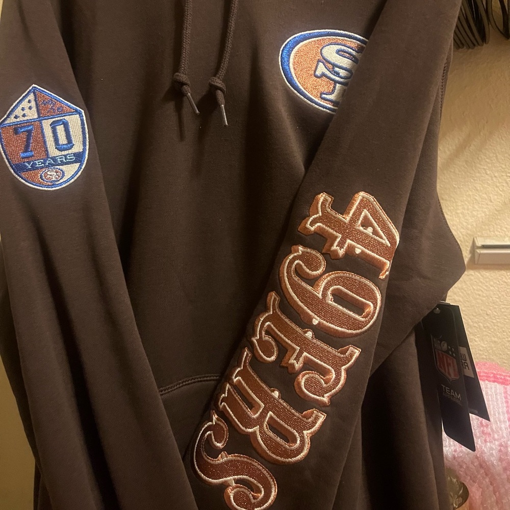 Forty niner sweater